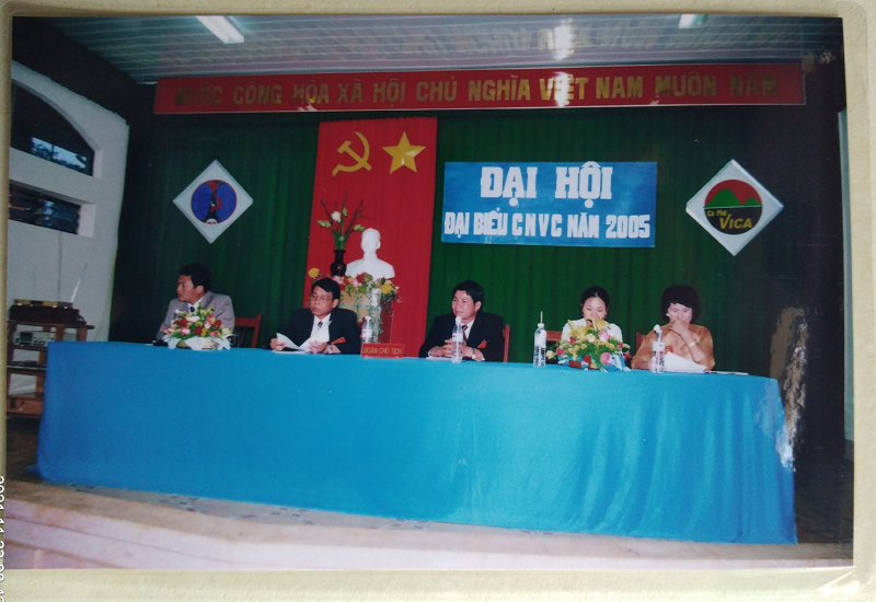 Đoàn chủ tịch - Đại hội đại biểu CNVC năm 2005 